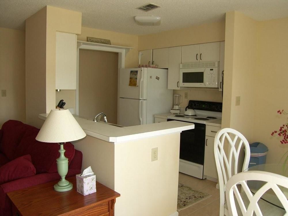 Pirate'S Cove Resort Condos Мантео Екстериор снимка